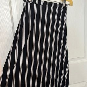Black and white striped maxi skirt, size 8, super soft and comfortable
